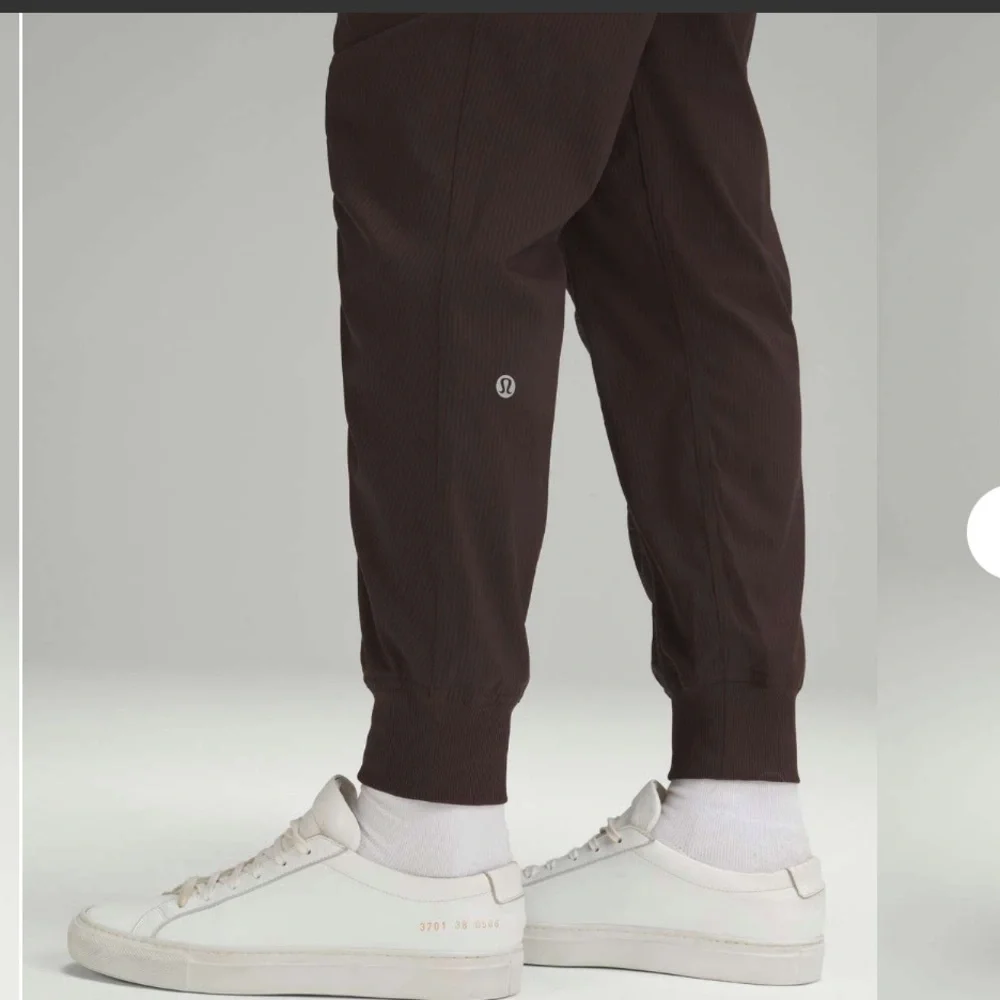 Lululemon Dance Studio Mid Rise Joggers 8 Espresso - Picture 3 of 7